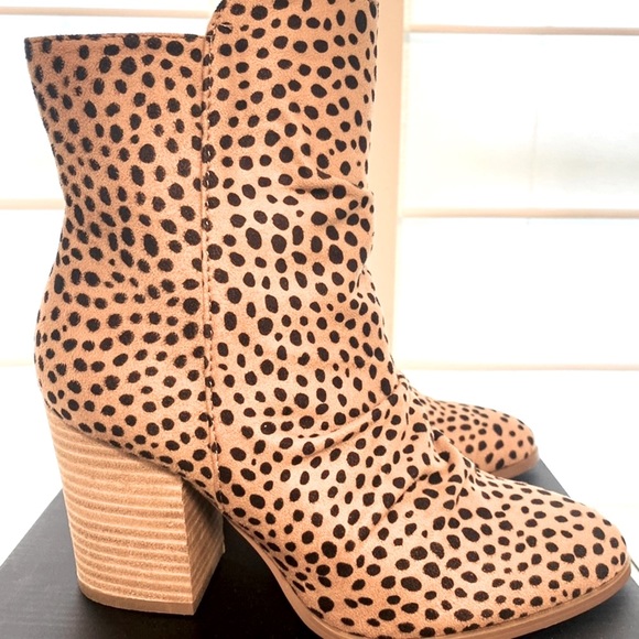 Queen George Amsterdam Leopard inside zipper higher front ankle Boot NWB 7 - Picture 11 of 12